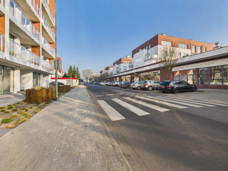 CAM01374G0-PR0287-STILL003